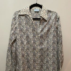 Miki thumb cotton button up shirt size M